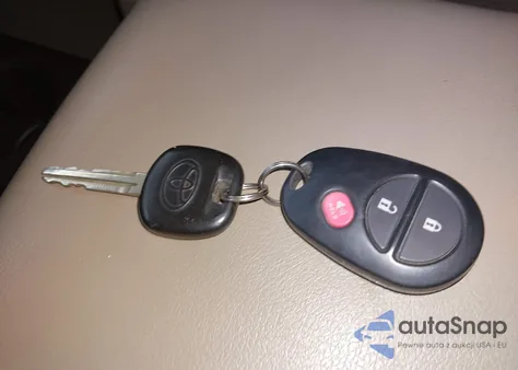 2007 Toyota Tundra Limited 5.7L V8 z USA, uszkodzony, nr VIN 5TBDV58147S483151